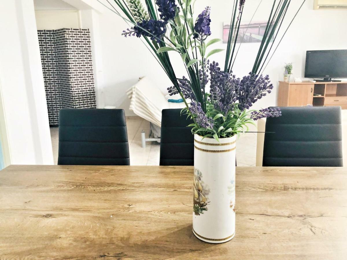 Renovated Apt Close To Beach Wifi Ac Anáviszosz Kültér fotó